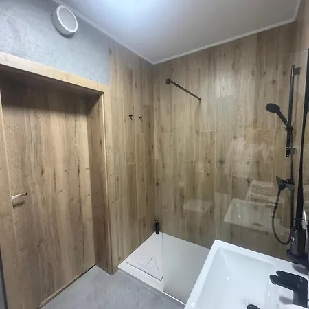 דירה Zloty Horyzont שצ'קלארסקה פוראובה